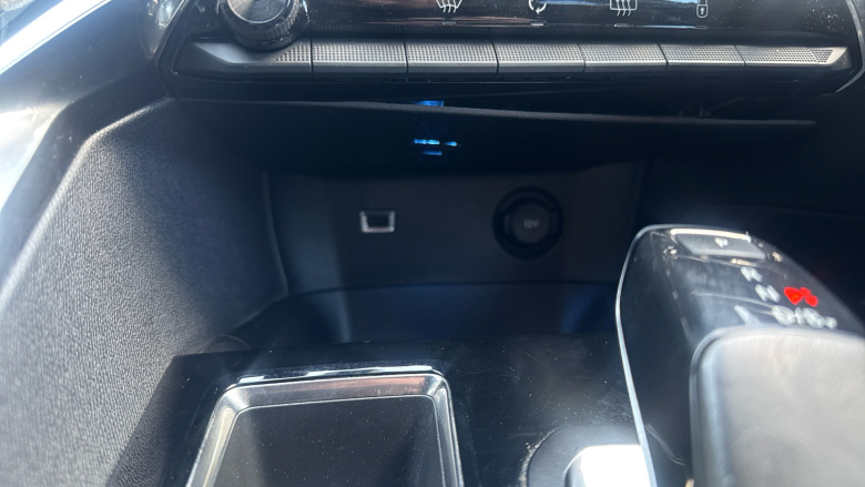 Peugeot 3008 1.6 Hybrid4 300 GT 5dr e-EAT8 Estate